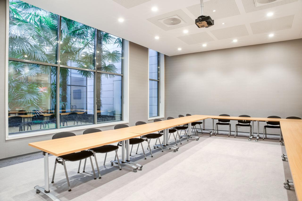 Bureau Ivry-sur-Seine 5479m² Location bureau Ivry-sur-Seine Val-de-Marne OLBUR2104490 2